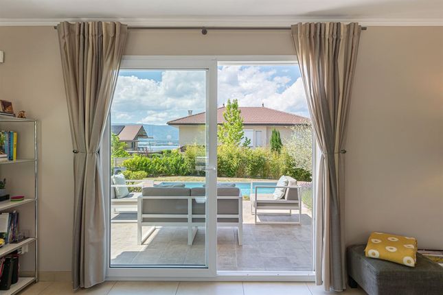 Villa for sale in Chens Sur Leman, Evian / Lake Geneva, French Alps / Lakes
