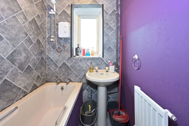 17 Derwent House, Samuel Street, Preston photo 5