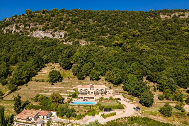 Villa for sale in Tourrettes-Sur-Loup, Alpes-Maritimes, Cote D'azur, France