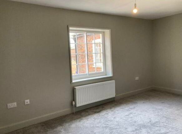 6, Lindsey Court, Horncastle photo 4