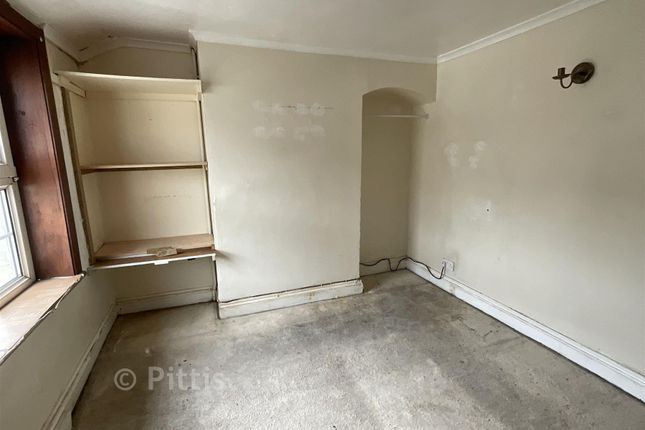 5, High Street, Brading photo 4