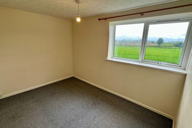 9, Brookside, Hereford photo 2