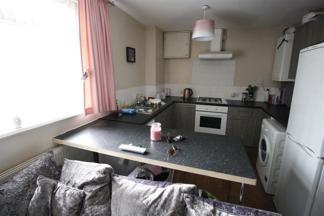 Flat 1 94, Wentloog Road, Cardiff photo 4