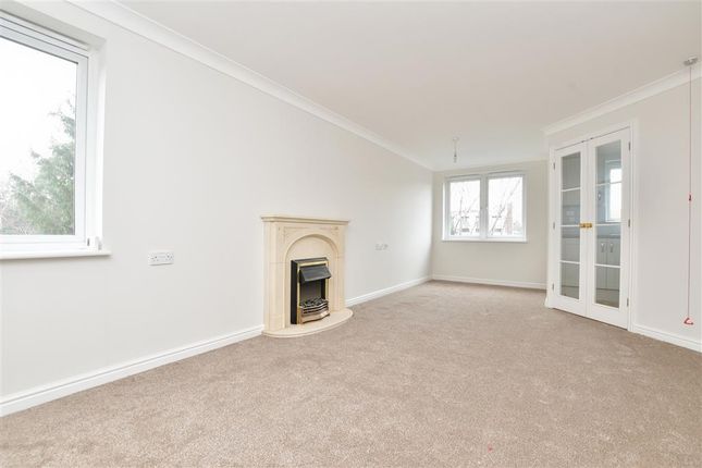 Thumbnail Flat for sale in Massetts Road, Horley, Surrey