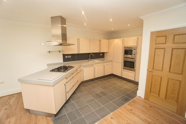 2, Cherry Gardens, Bolton photo 3