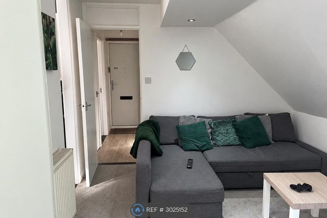 Wollaston Close, Bury St Edmunds photo 2