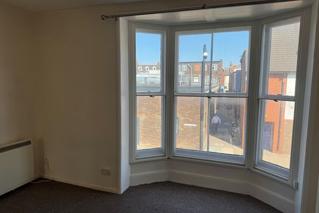 Flat 1, 68 Pyle Street, Newport photo 3