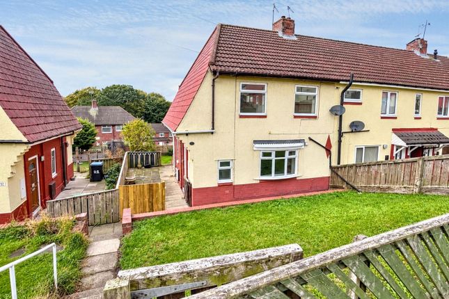 3-bed semi-detached on Thornfield Road, Consett, £85,000