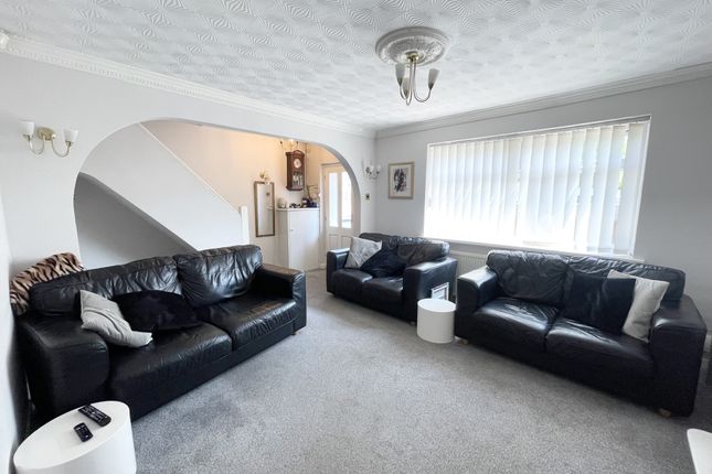 5, Wyresdale Avenue, Bispham photo 4