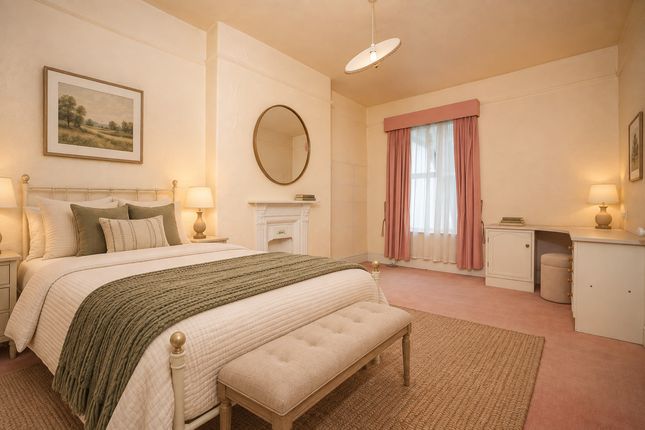8, Glen Royd, Rochdale photo 4