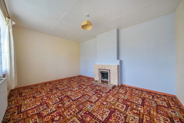 6, Merther Close, Helston photo 3