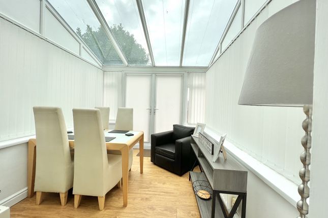 187 Waltwood Drive, Llanmartin, Newport photo 3