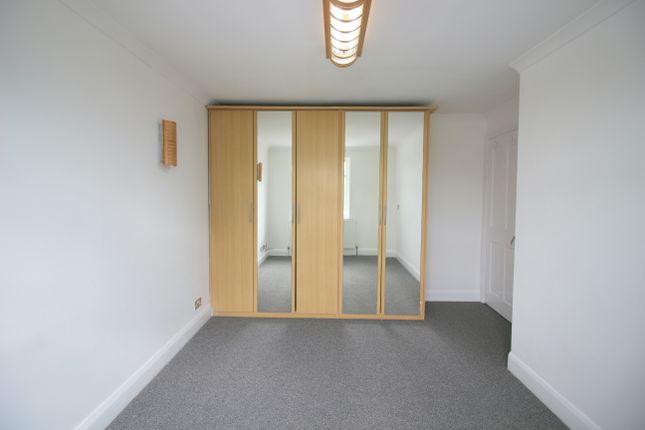 27, Florence Street, London photo 5