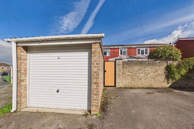 31, Russet Close, Bristol photo 2