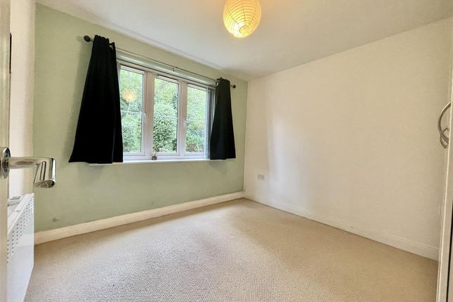 Hollingsworth Mews, Watford photo 3