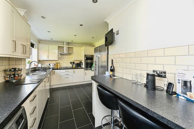7, Old Hall Drive, King's Lynn photo 3