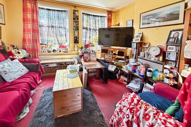 4, Looe Road, Suffolk photo 3