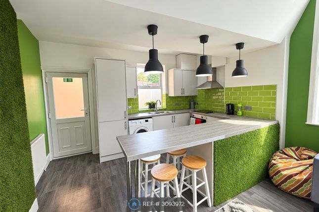5 Bedroom Semi-Detached