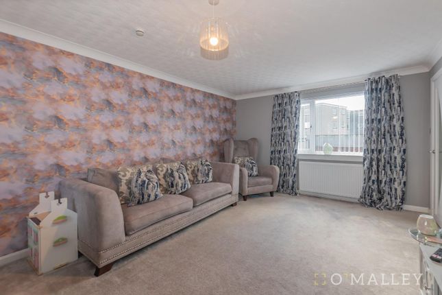 4, Park Street, Tillicoultry photo 3
