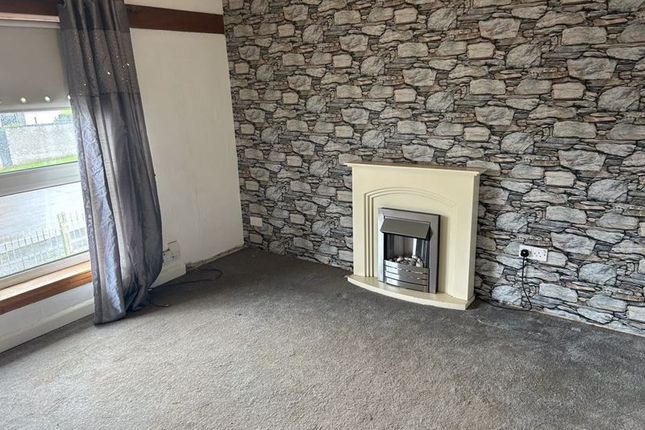 Thumbnail Flat to rent in Tiree Crescent, Newmains, Wishaw