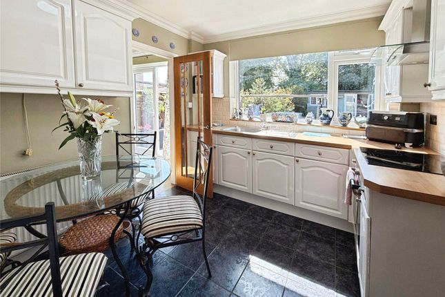 48, Jean Drive, Leicestershire photo 4
