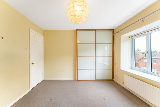 6 De Grey Court, York photo 4