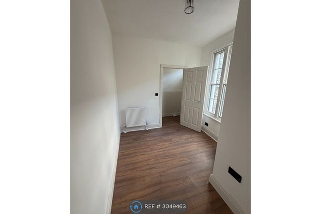 New Park Road, London photo 4