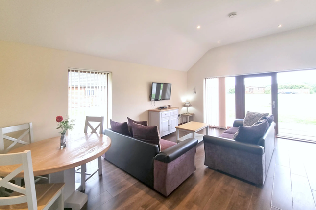 1-bed caravan on 14, Westfield Country Park, Fitling Lane, Hull, £134,995