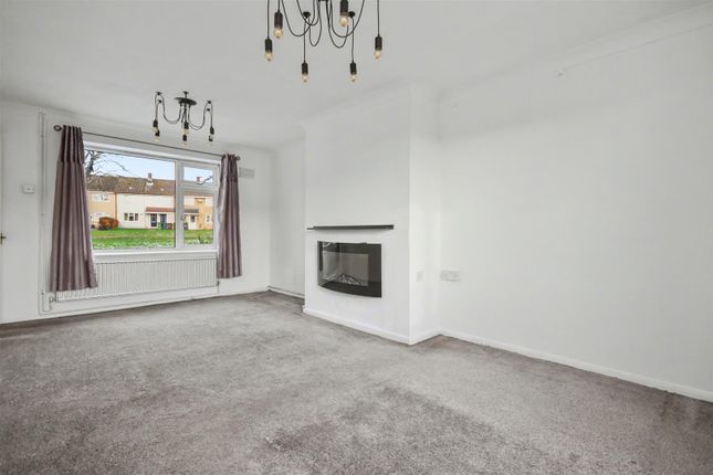 6, Thorne Court, Corby photo 2