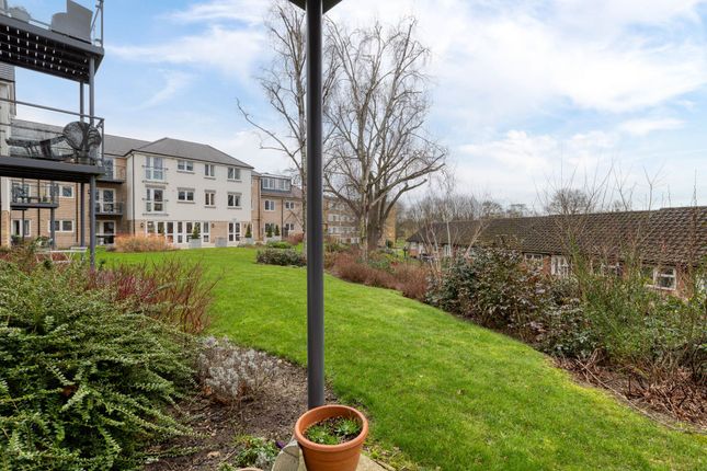 Flat for sale in Wratten Road West, Hitchin