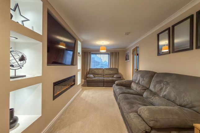 4, Dudgeon Drive, Brora photo 4
