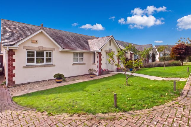 3-bed bungalow on 4, Larks Meadow, Sturminster Newton, £440,000