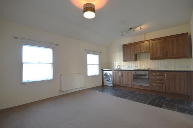 37 Church Street, Kington photo 4