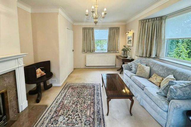 17, Fairbourne Avenue, Wilmslow photo 5