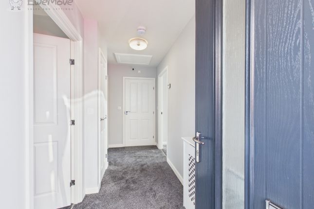 3, Emerald Green Grove, Rotherham photo 4