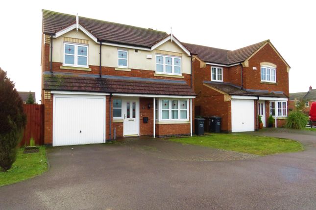 Thumbnail Property to rent in Farnborough Close, Corby