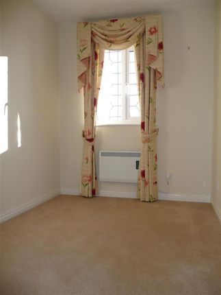 45, Larkfield Park, Chepstow photo 5