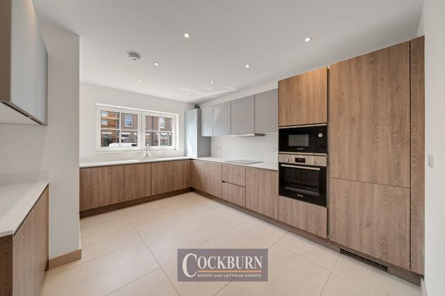 6, Hainault Street, London photo 4