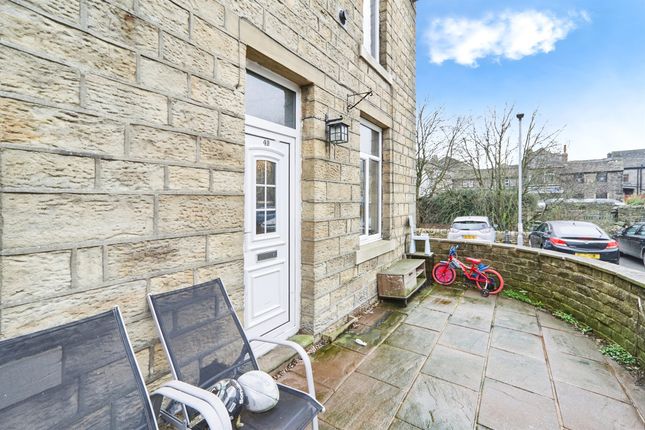 49, St. Johns Street, Keighley photo 3