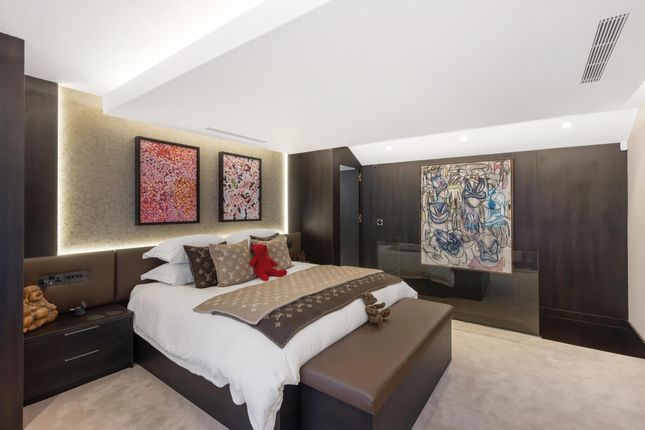 21, Gloucester Place Mews, London photo 3