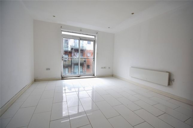 Flat 27, Rosse Gardens,, Desvignes Drive, London photo 2