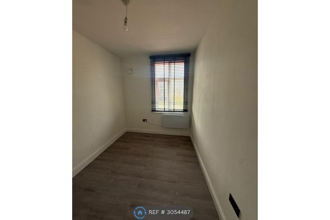 A Staines Road, Hounslow photo 5