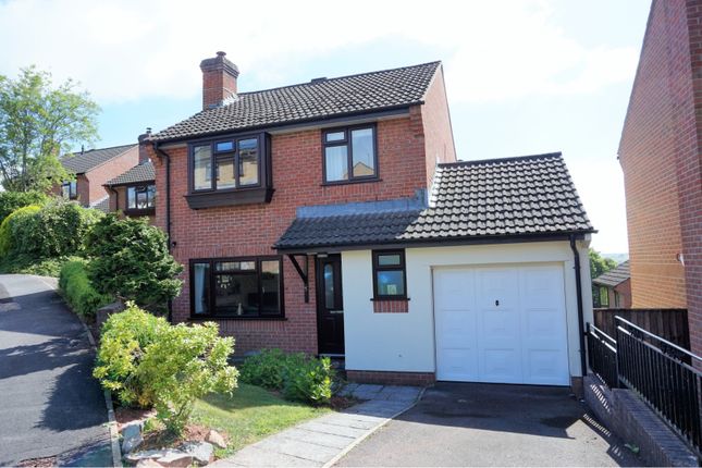 Houses for Sale in Primrose Way, Crediton EX17 - Primrose Way, Crediton