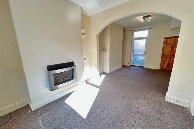 28, Hibernia Street, Scarborough photo 4