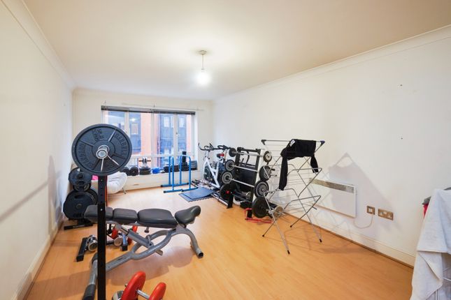 Apartment 202, 10, Townsend Way, Birmingham photo 2