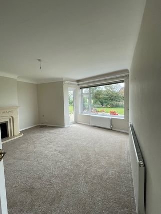 7, Riverside Court, Deganwy photo 5