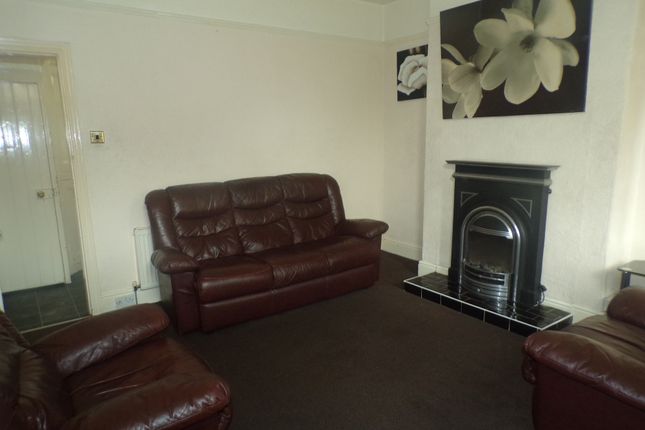 Terraced house for sale in Grisedale Avenue, Huddersfield, West Yorkshire