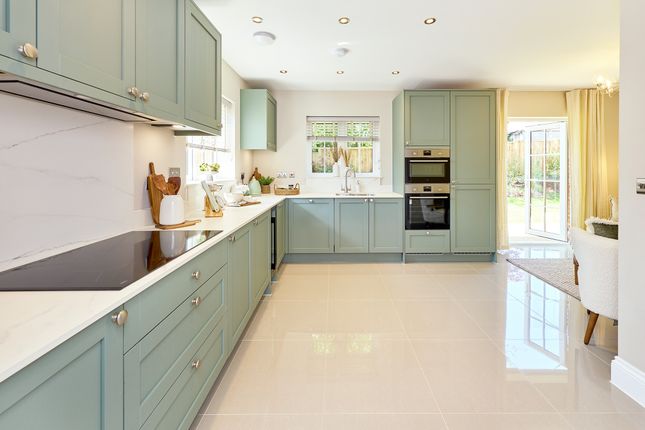19, Horsmonden, Tonbridge, Kent photo 2