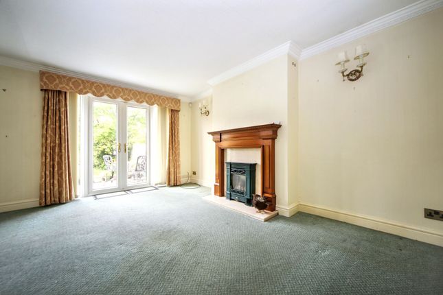 4 Windsor Road, Wigan photo 2