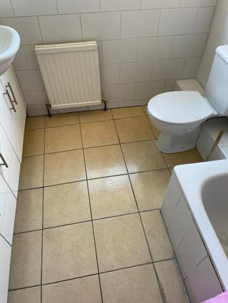 15, Endersleigh Gardens, London photo 4
